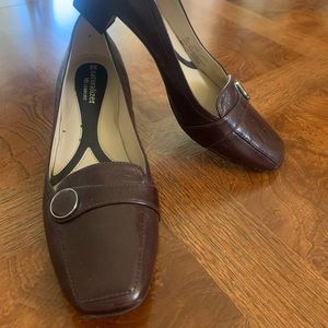 LIKE NEW! Naturalizer N5 Comfort size 8M brown shoes